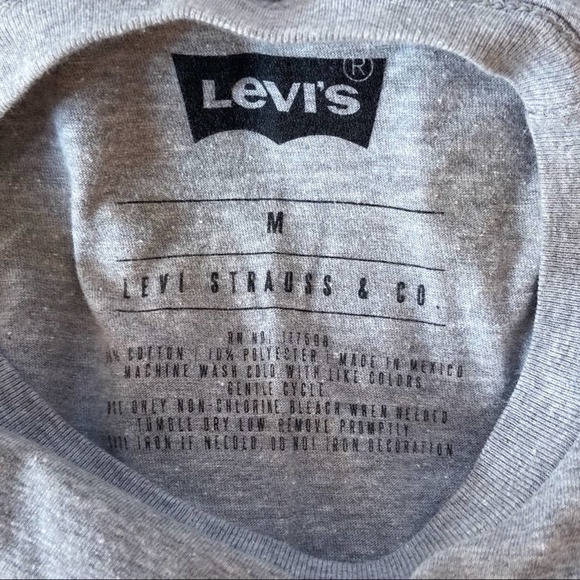 Levi’s Grey and White Logo Short Sleeve Tee Shirt Size Medium - Picture 5 of 5